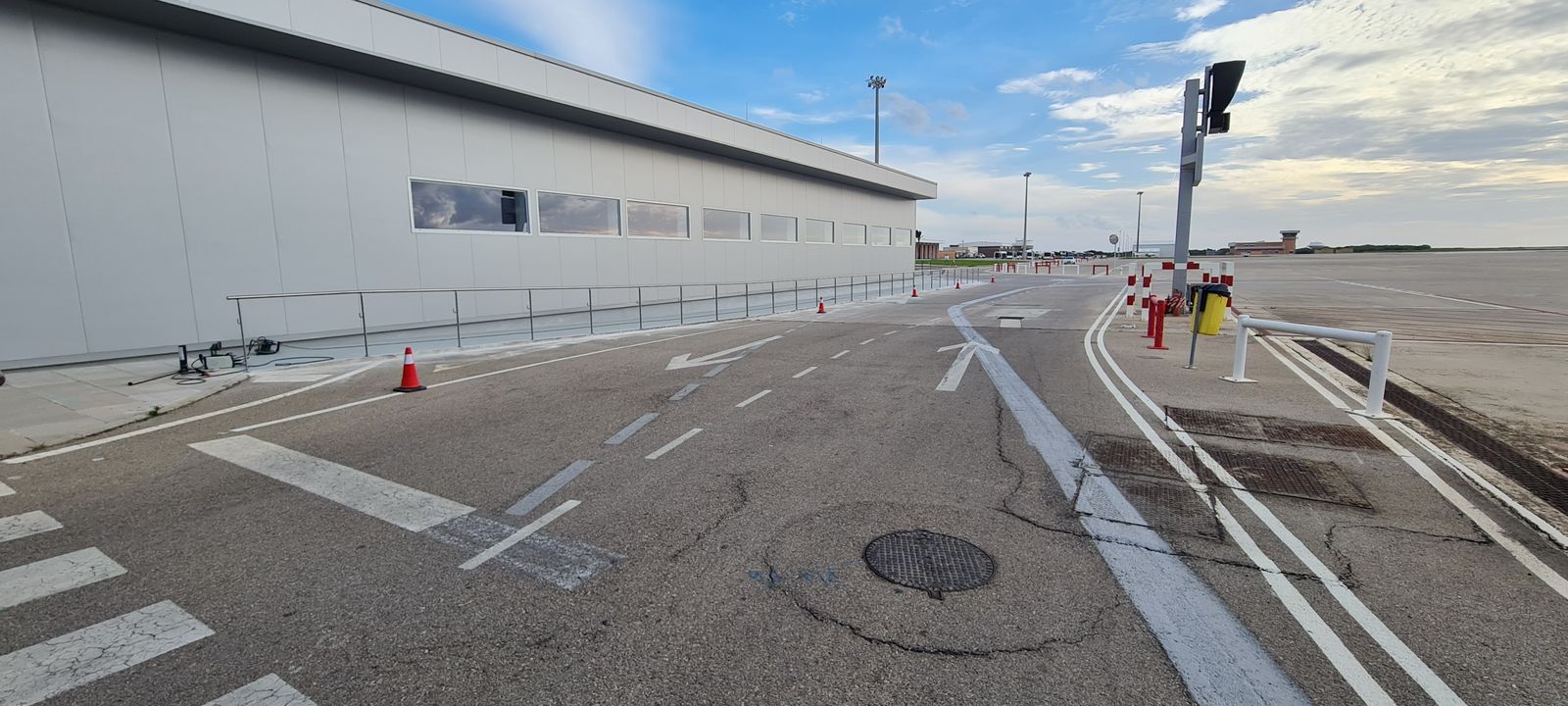 Barandilla de Seguridad en Rampa de Carga en Maó - imagen 2