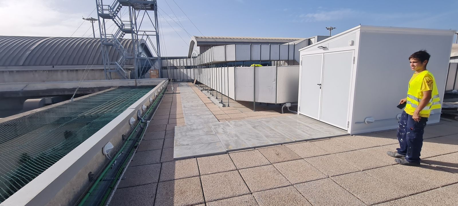 Caseta Técnica Modular de Panel Sándwich en el Aeropuerto de Maó - imagen 4