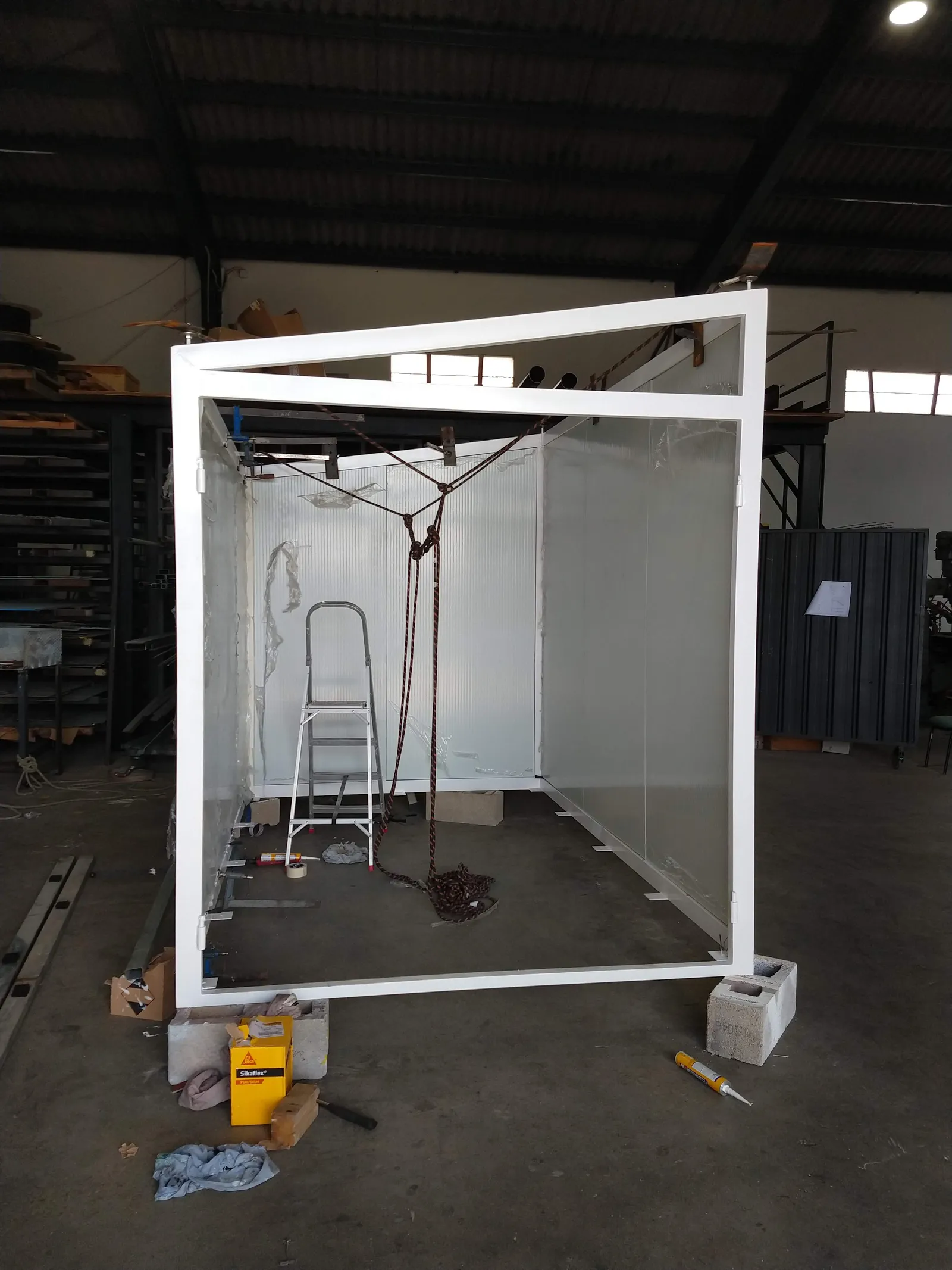 Caseta Técnica Modular de Panel Sándwich en el Aeropuerto de Maó - imagen 9