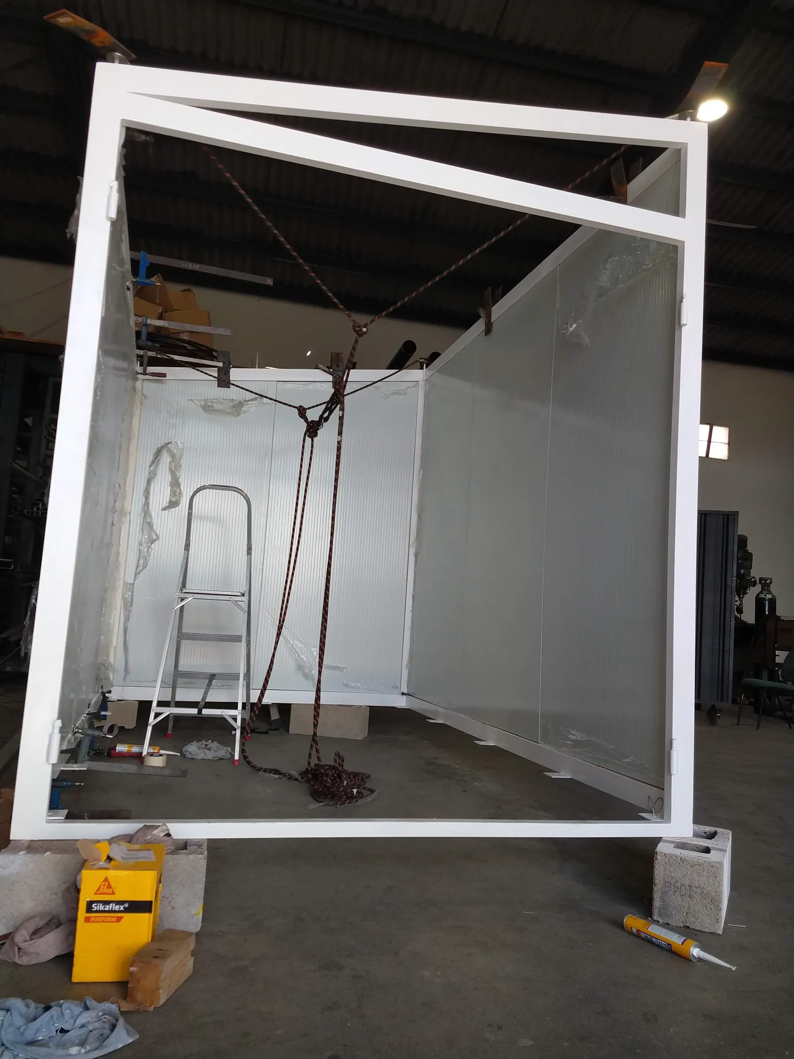 Caseta Técnica Modular de Panel Sándwich en el Aeropuerto de Maó - imagen 11