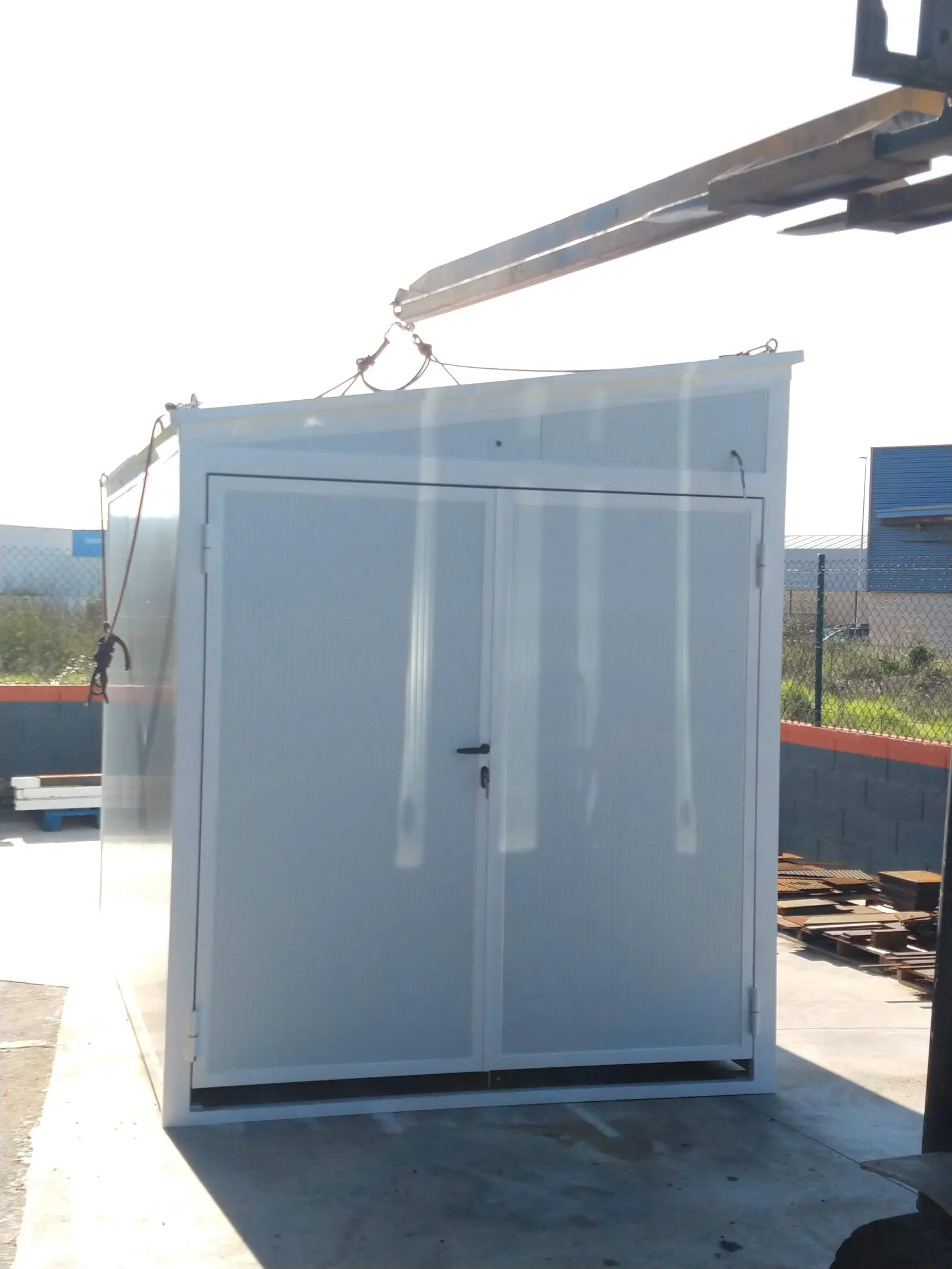 Caseta Técnica Modular de Panel Sándwich en el Aeropuerto de Maó - imagen 13