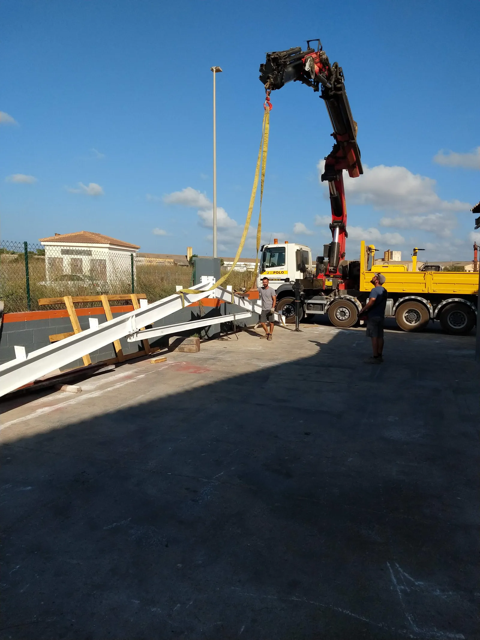 Estructura para cubierta de nave industrial en Alaior - imagen 7