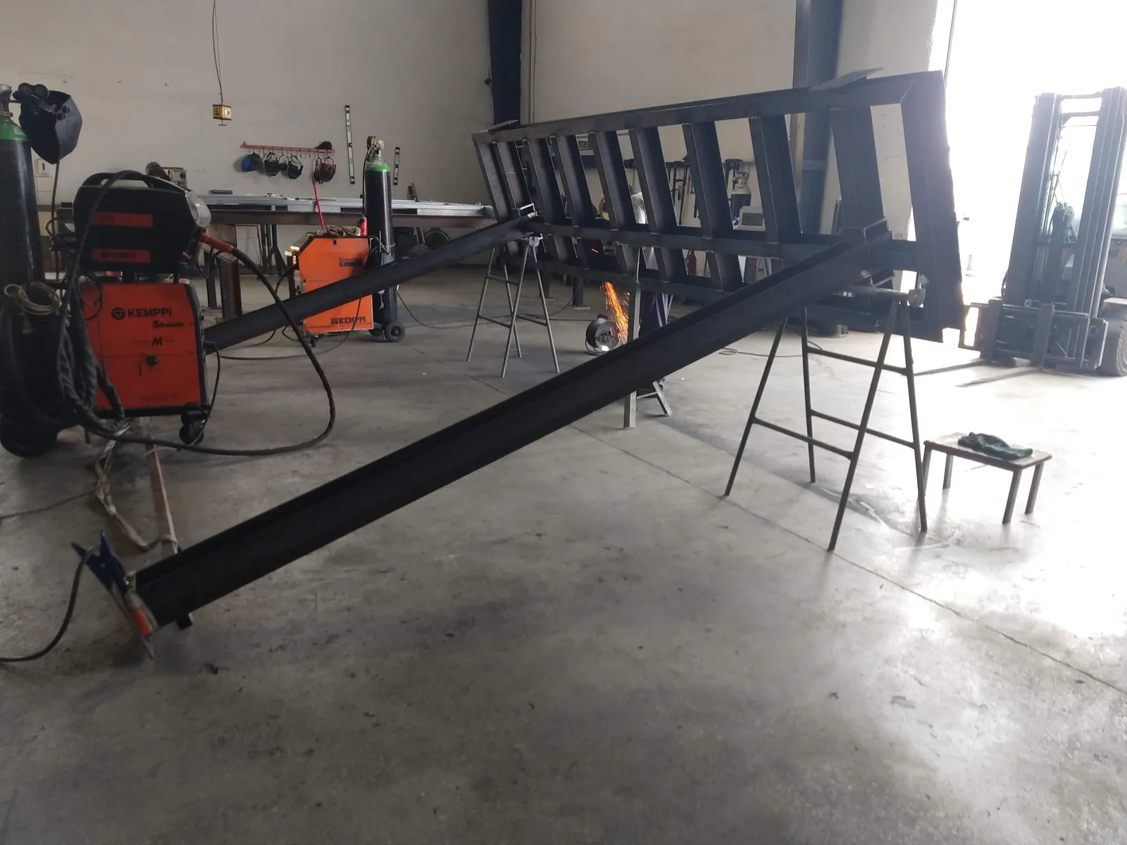 Estructura Metálica de Soporte para Climatización en el Puerto de Maó - imagen 7