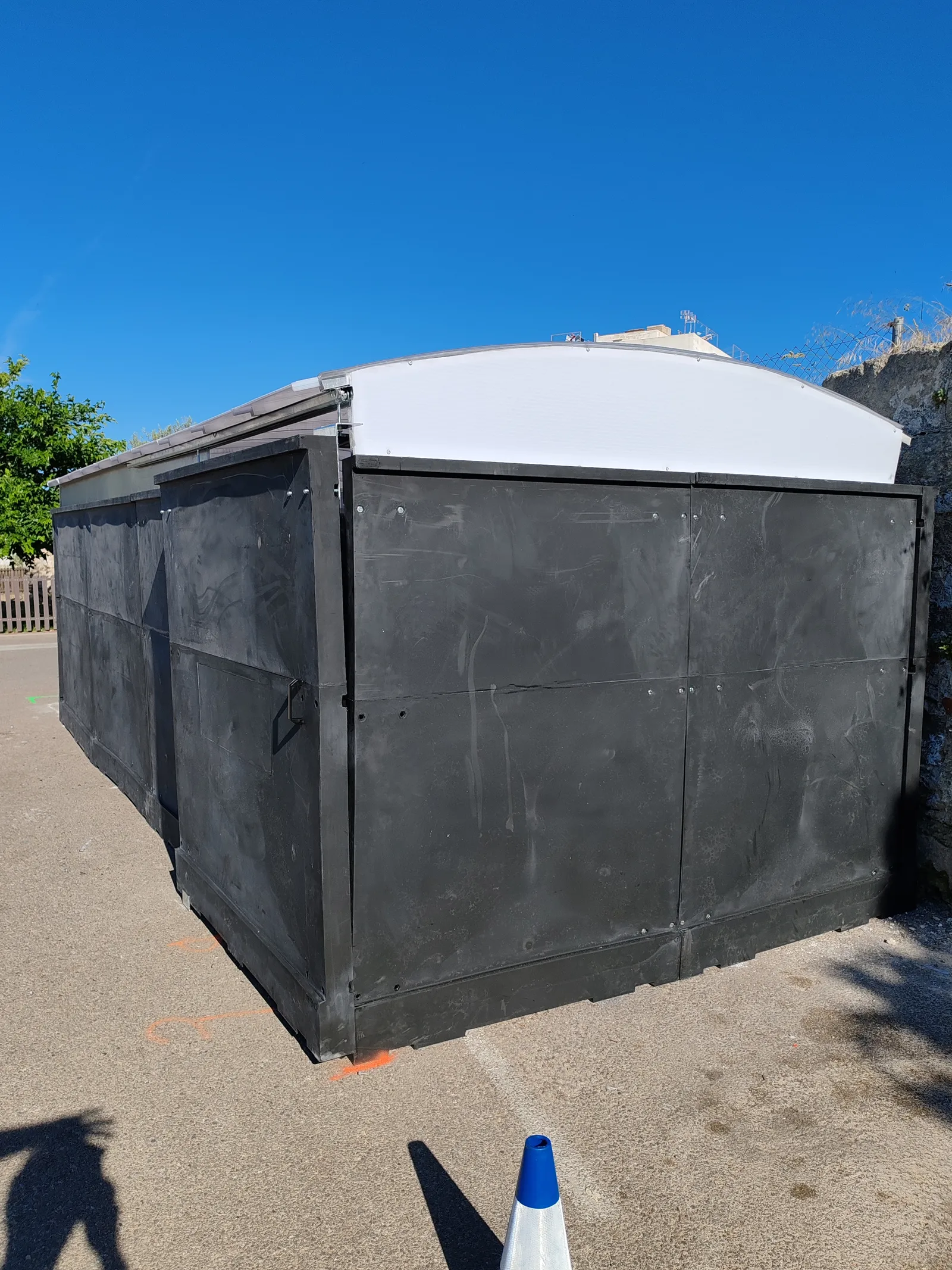Instalacion de caseta de residuos en todo Menorca. - imagen 5