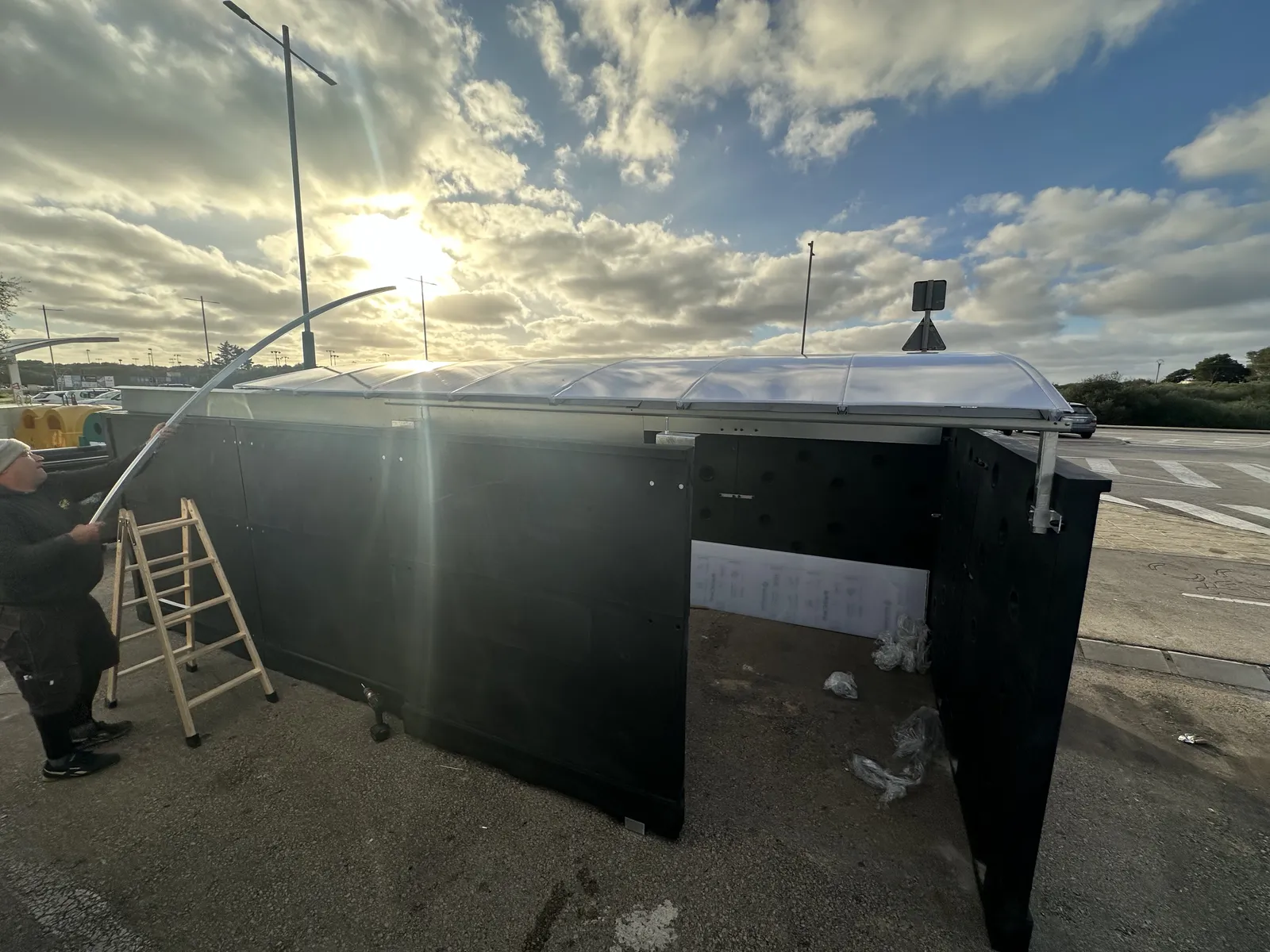 Instalacion de caseta de residuos en todo Menorca. - imagen 9