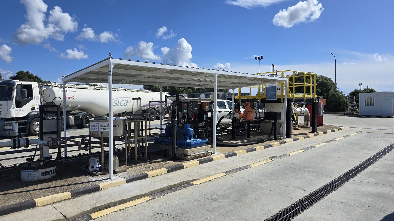 Marquesina Metálica de Protección para Surtidores de Combustible - imagen 3