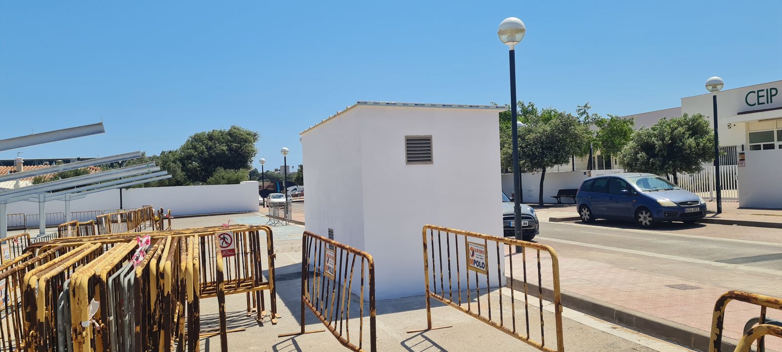 Marquesinas Metálicas para Parking Público en Sant Lluís - imagen 4