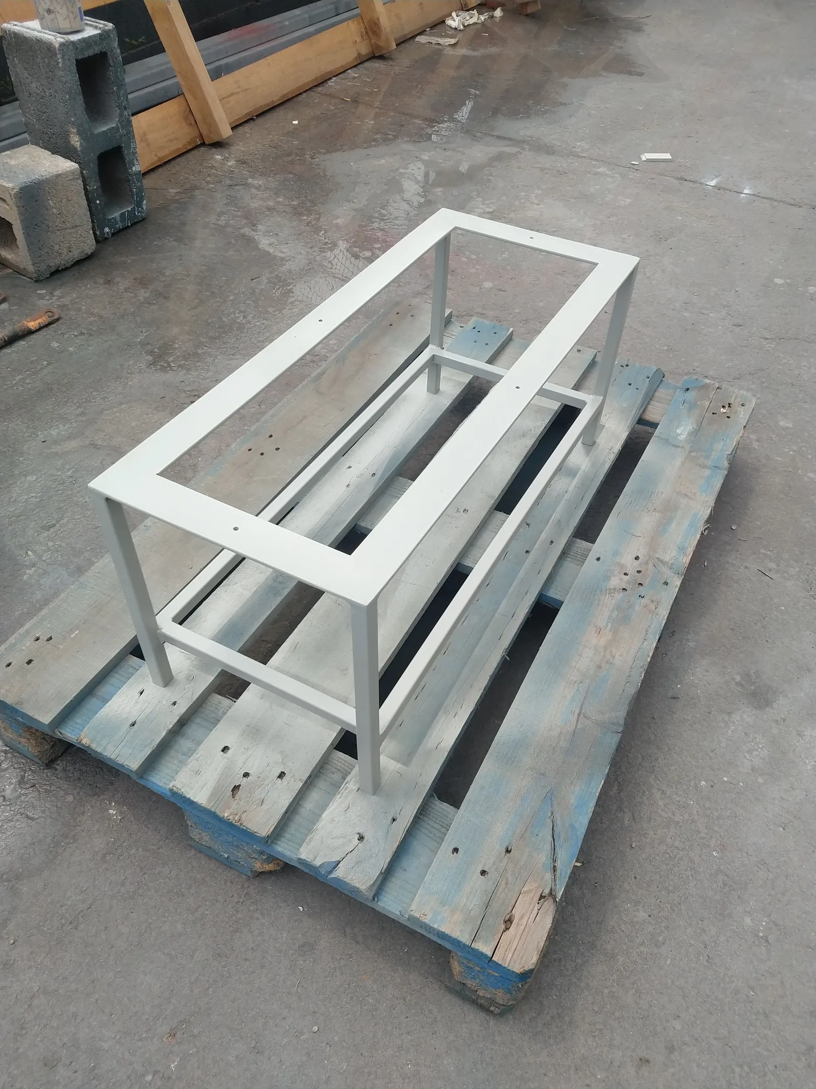 Mesa para elevar armario de habitación - imagen 4