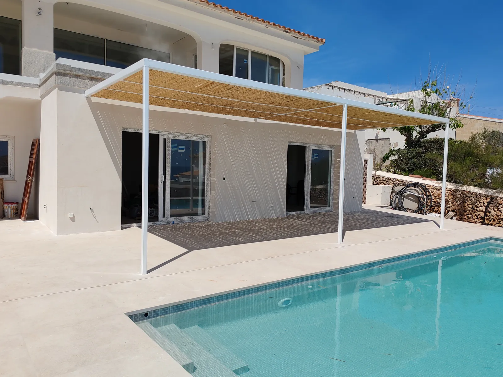 Pergola de acero inoxidable en So Ganxo. - imagen 10