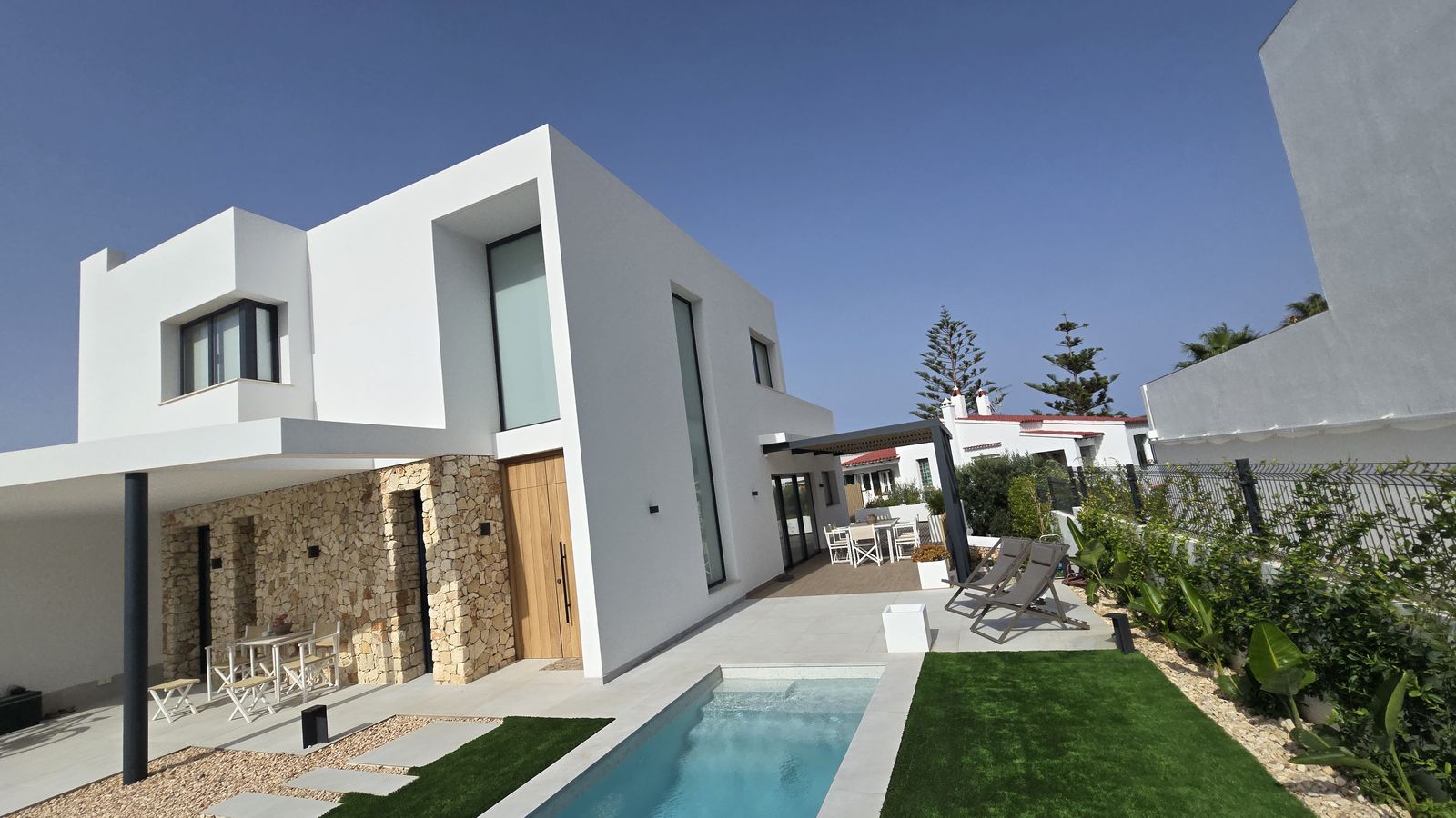 Pérgola Bioclimática Moderna con Lamas Orientables - imagen 9