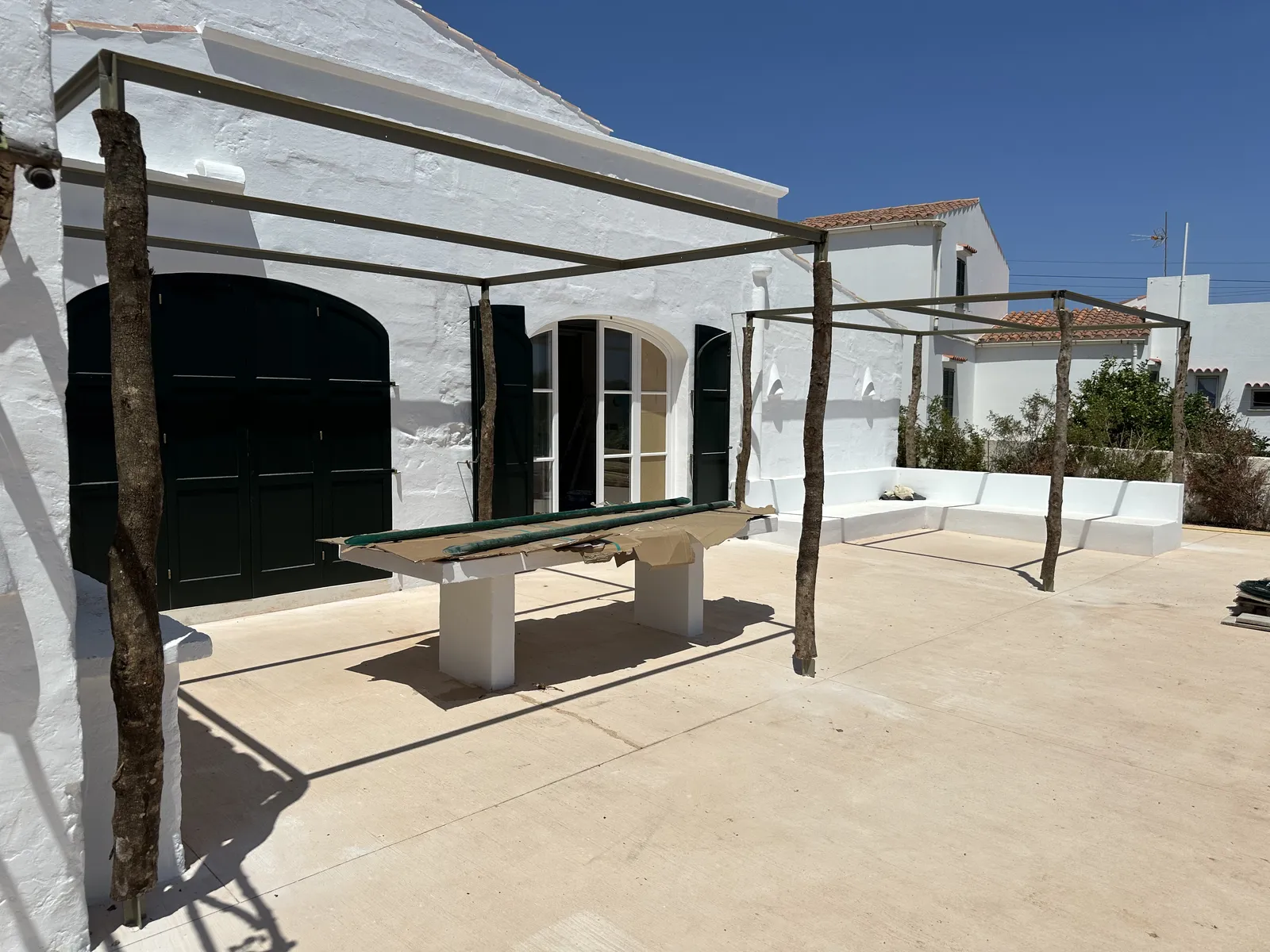 Pérgola Rústica de Madera de Ullastre y Metal con Cañizo - imagen 16