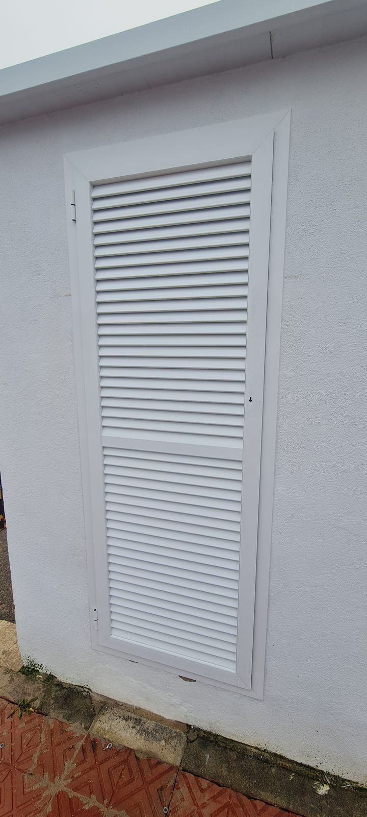 Puertas Mallorquinas de Aluminio Blanco en Sant Lluís - imagen 5