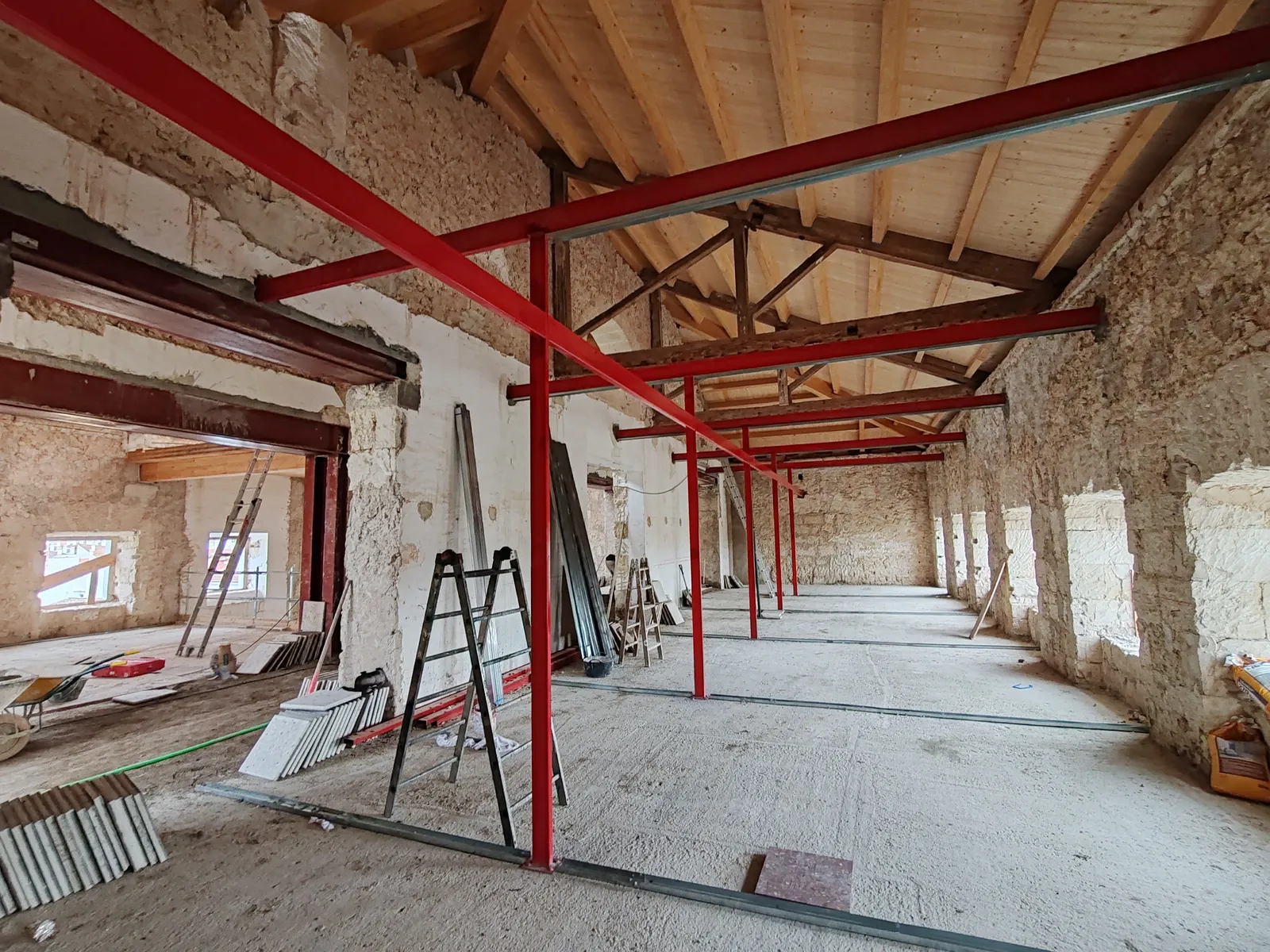 Estructura Metálica y Cerrajería en Residencia de Ancianos Es Castell en Menorca