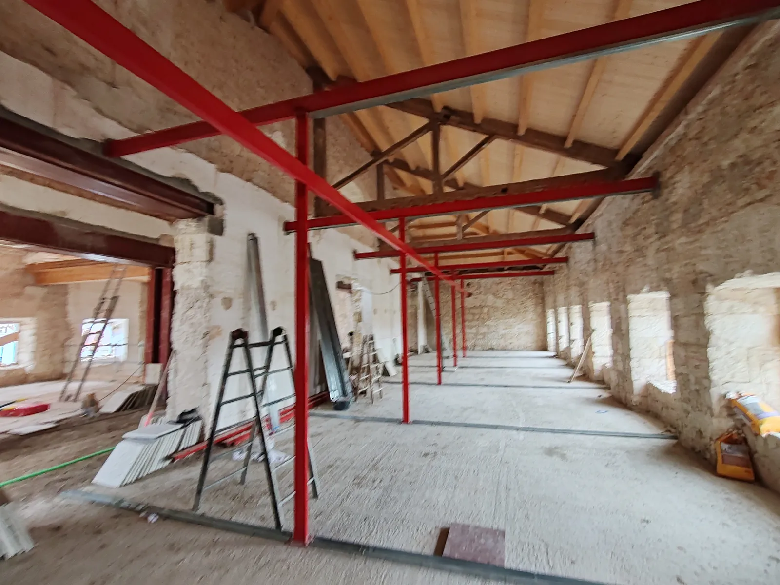 Estructura Metálica y Cerrajería en Residencia de Ancianos Es Castell - imagen 2