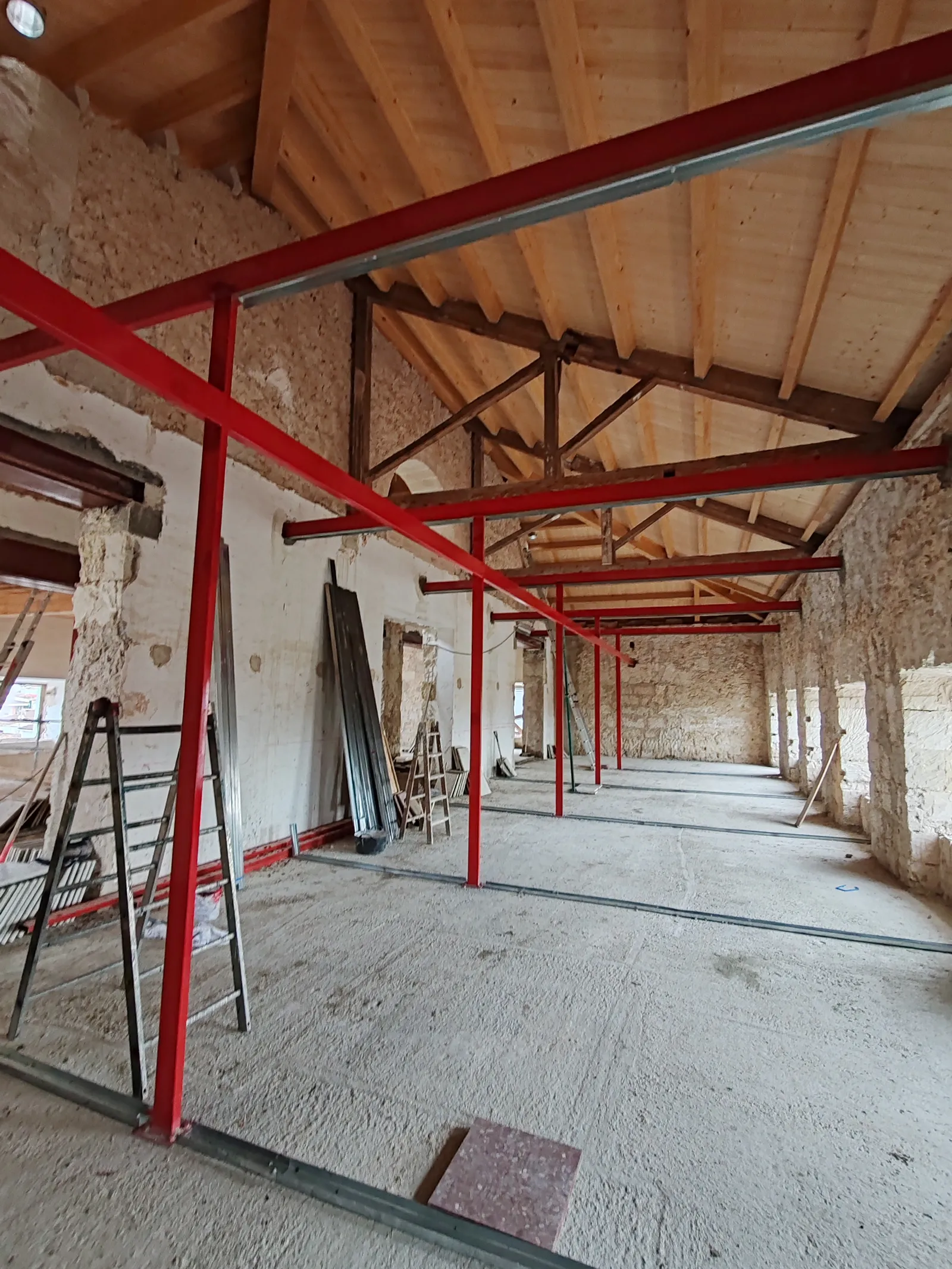Estructura Metálica y Cerrajería en Residencia de Ancianos Es Castell - imagen 4