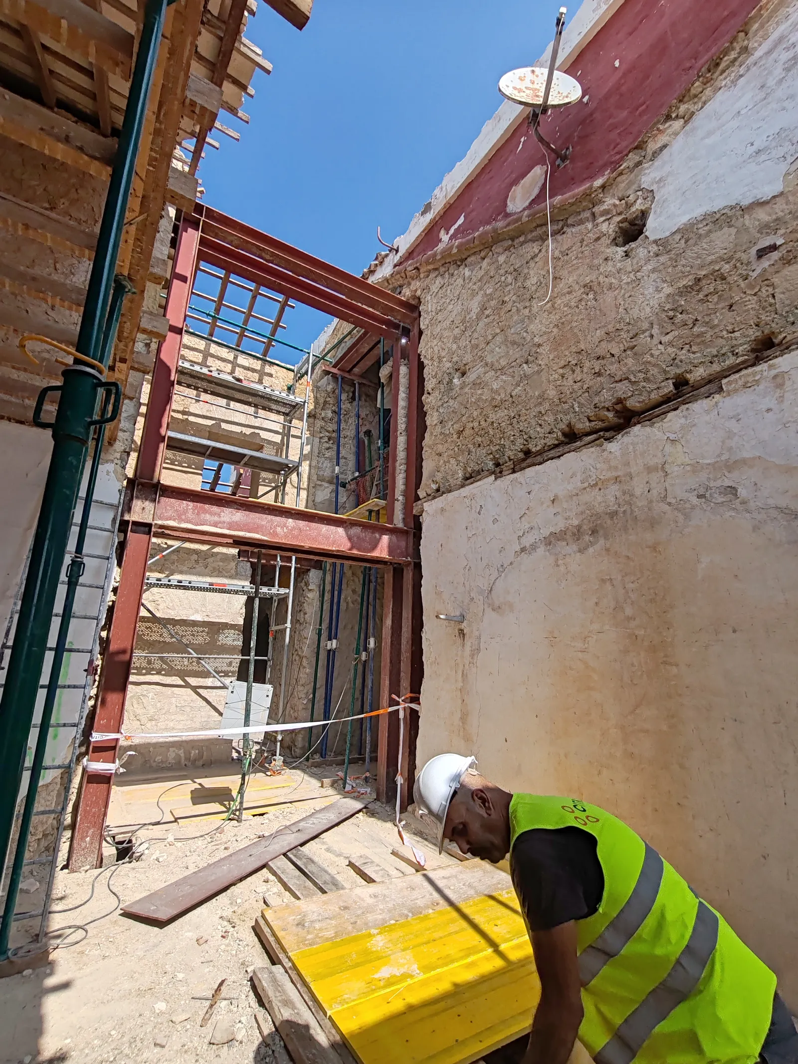 Estructura Metálica y Cerrajería en Residencia de Ancianos Es Castell - imagen 54