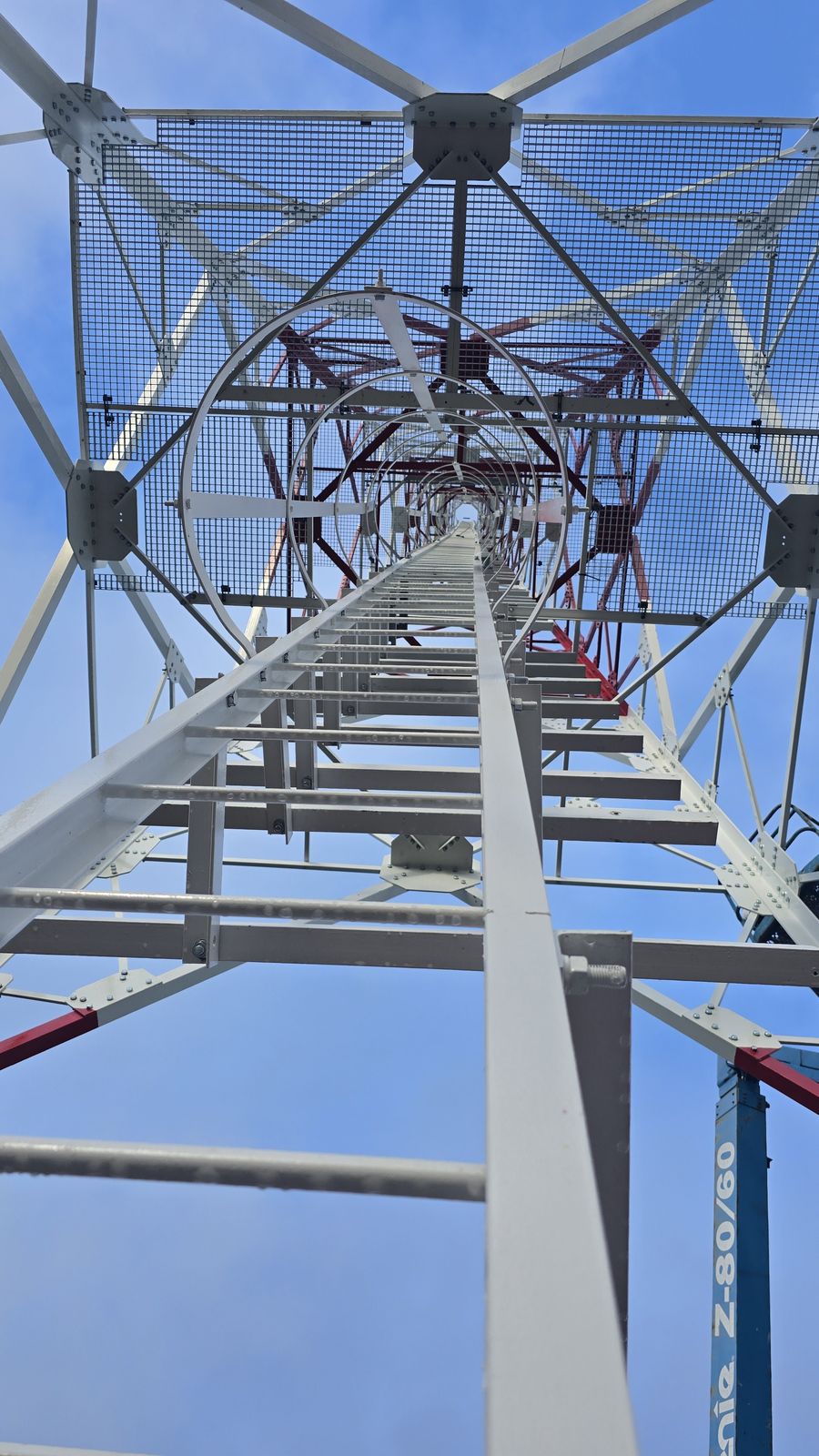 Instalación de Torre de Telecomunicaciones de Celosía - imagen 8